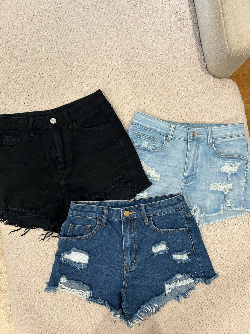 Good Deal! 3 Jean Shorts Bundle Size 4